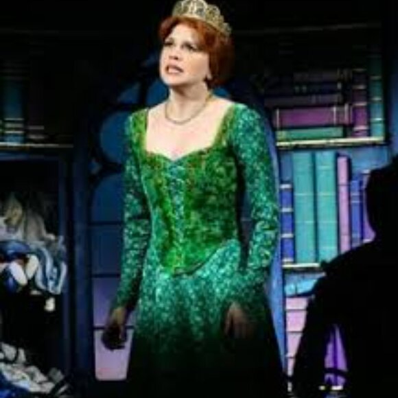 Shrek Fiona Wig w/Ears & Tiara Halloween Costume Cosplay Emerald Velvet Dress 🤩